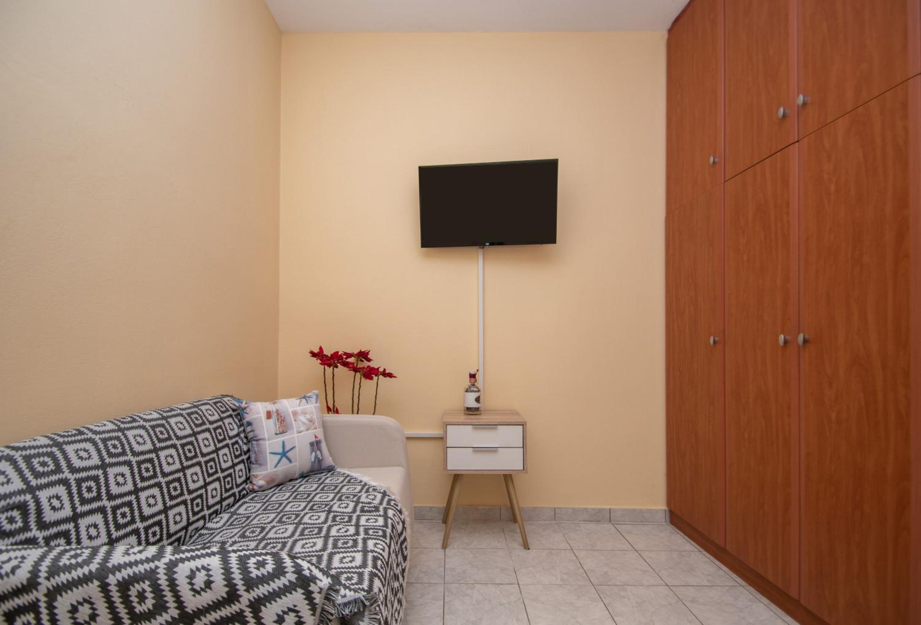 Araucaria Apartments - Close to Tsilivi & Zante Town, by ZanteWize