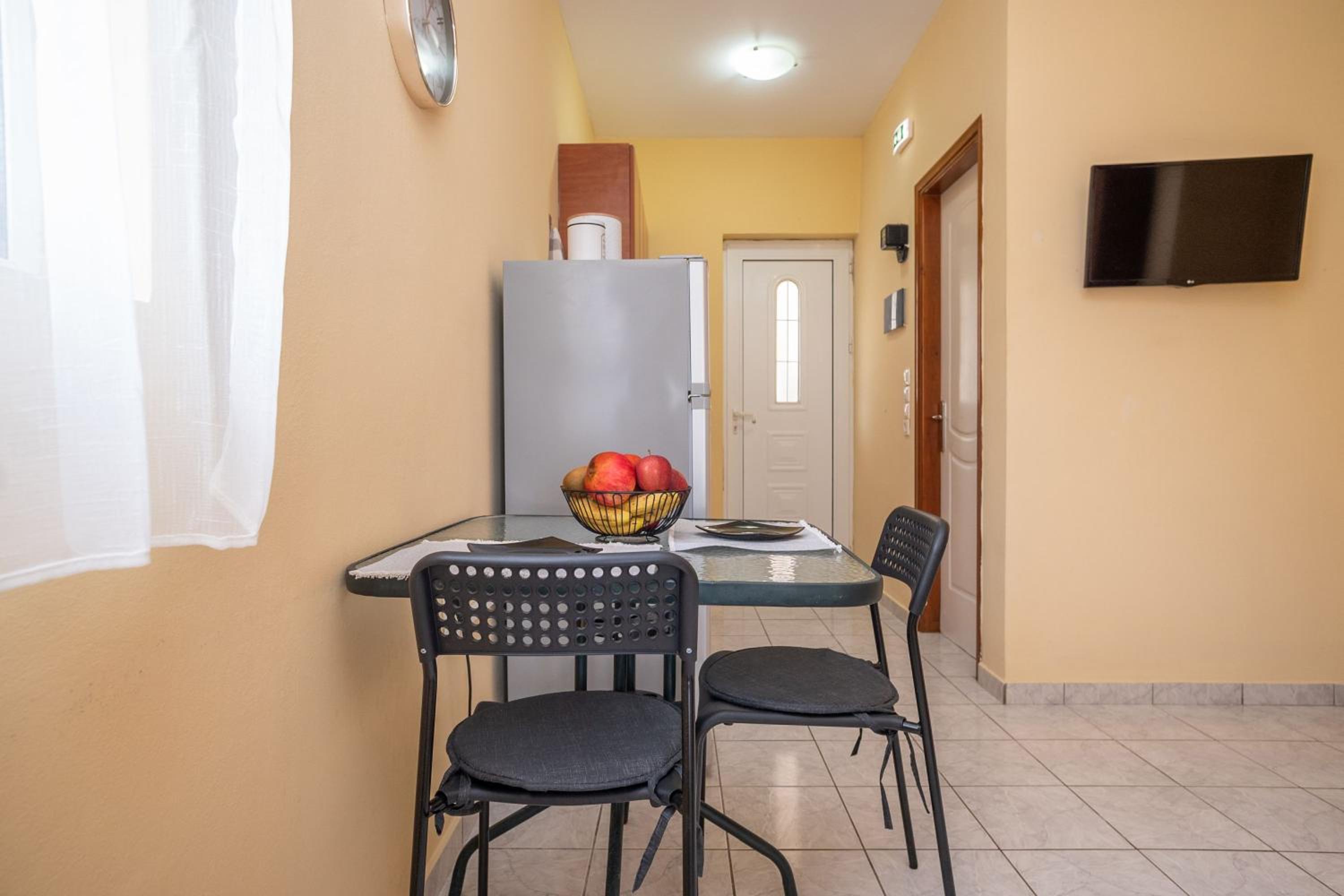 Araucaria Apartments - Close to Tsilivi & Zante Town, by ZanteWize