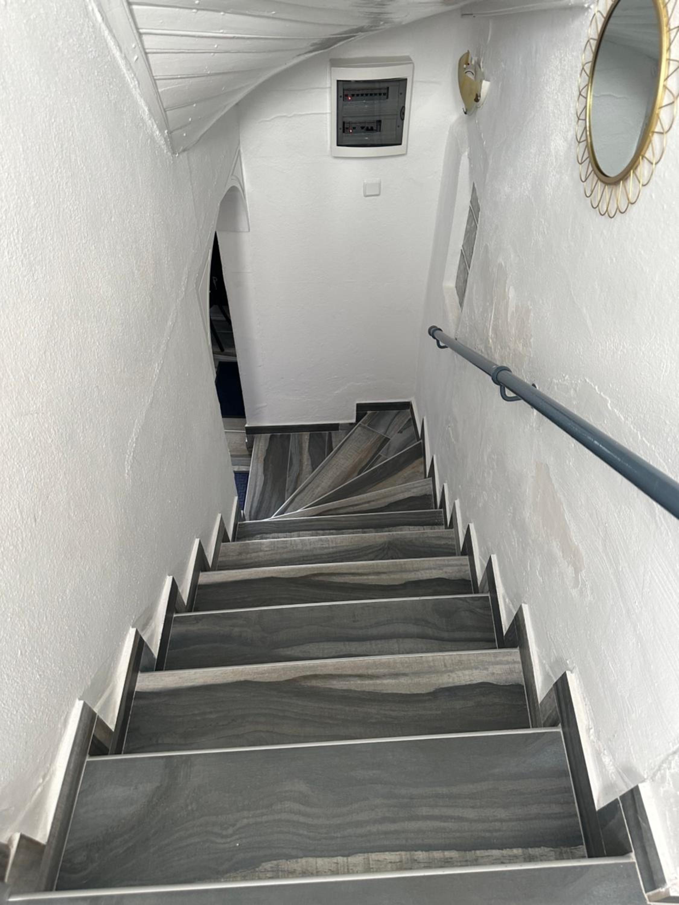 Photo 33