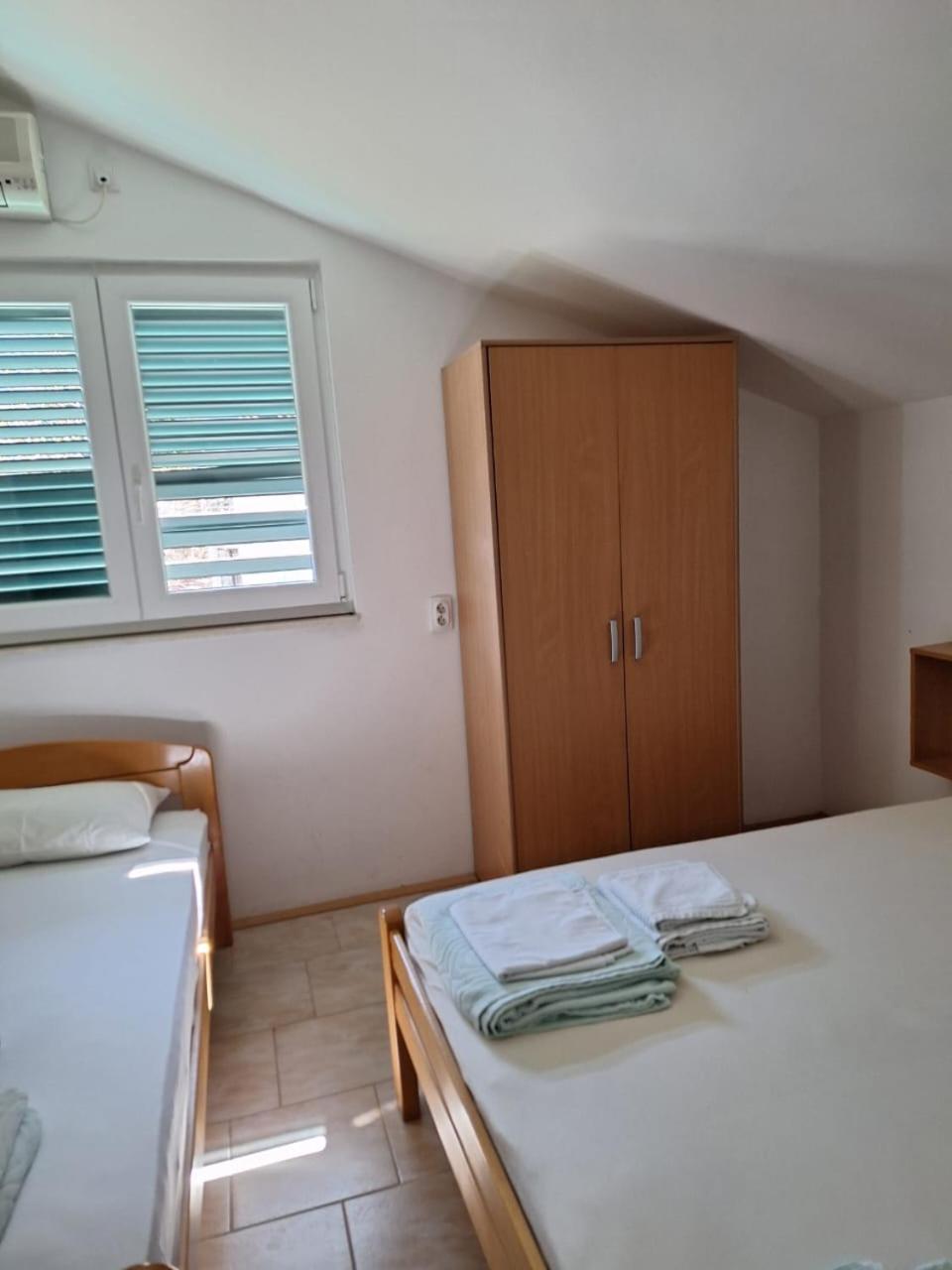 Apartments Iva