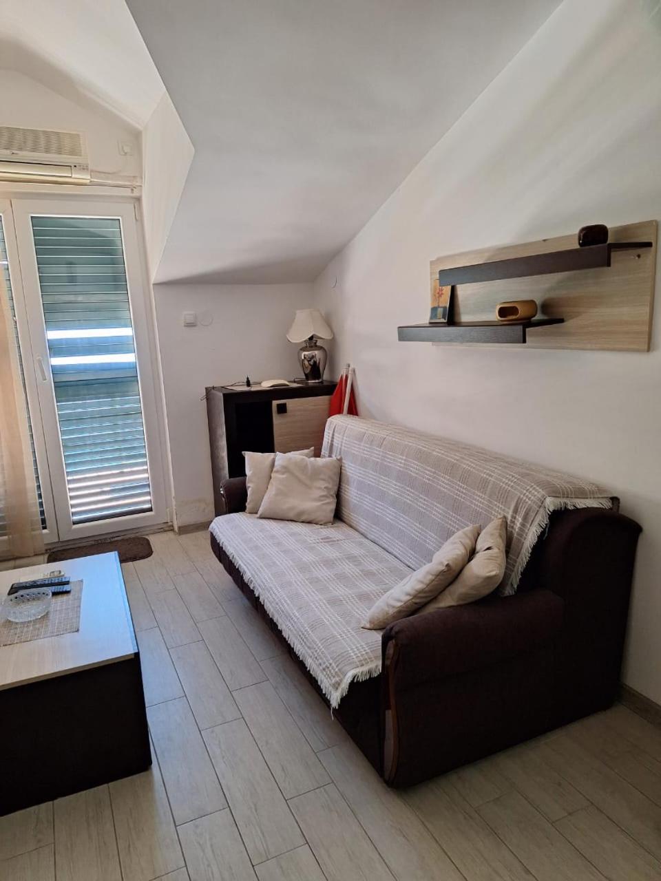 Apartments Iva