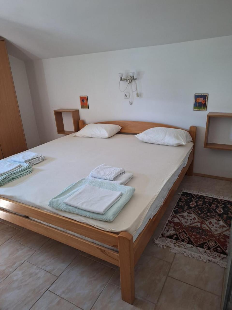 Apartments Iva