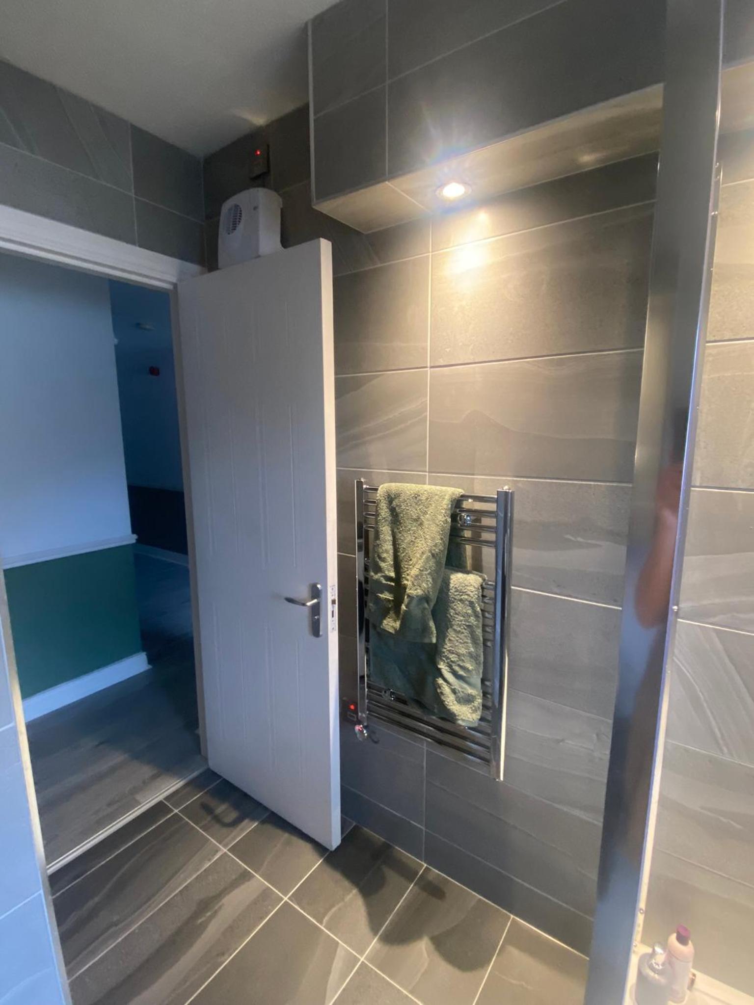 Private Double Bedroom in Modern Dublin Apartment