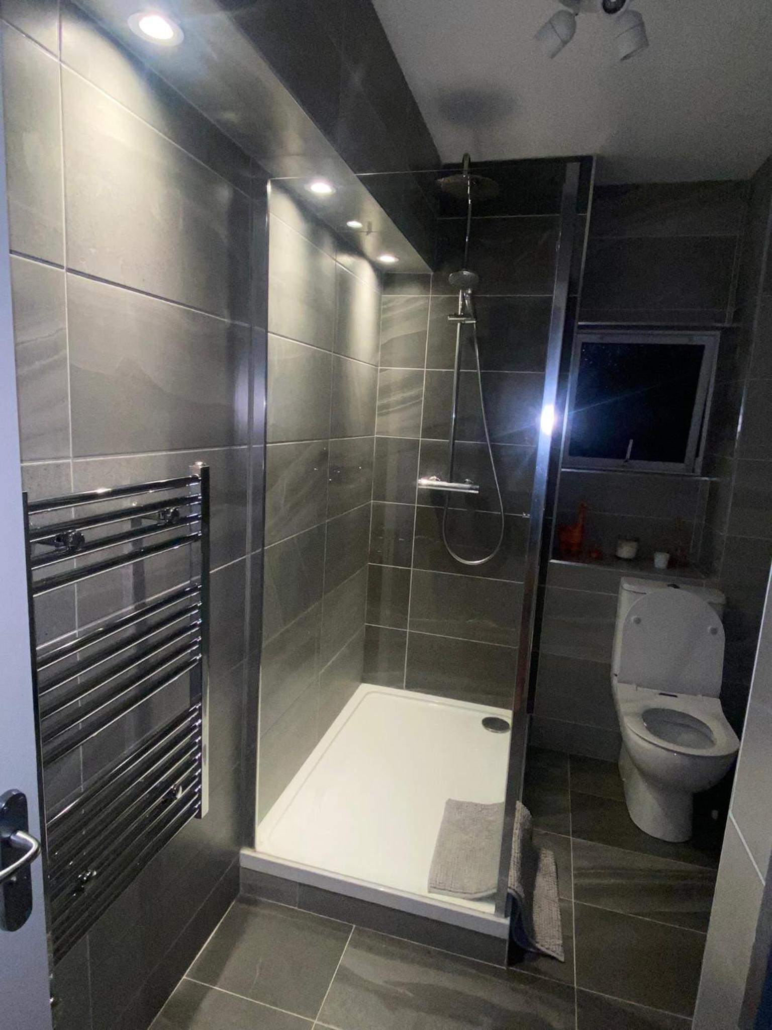 Private Double Bedroom in Modern Dublin Apartment