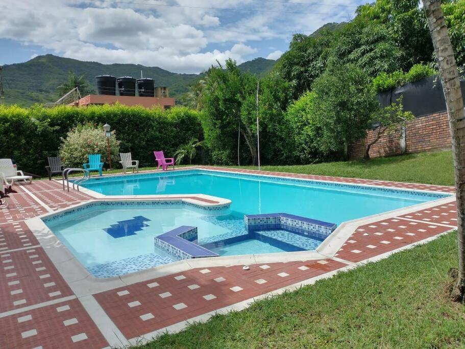 Finca Campestre ¡Villa Anita Anapoima !