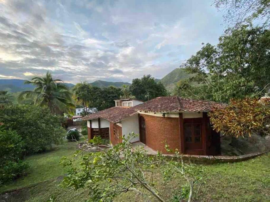 Finca Campestre ¡Villa Anita Anapoima !