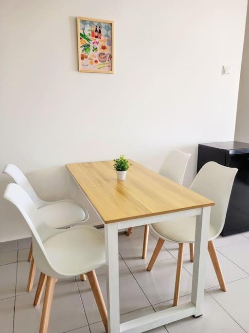 Stay and Sleep Bangi - 4 Bedrooms photo 5