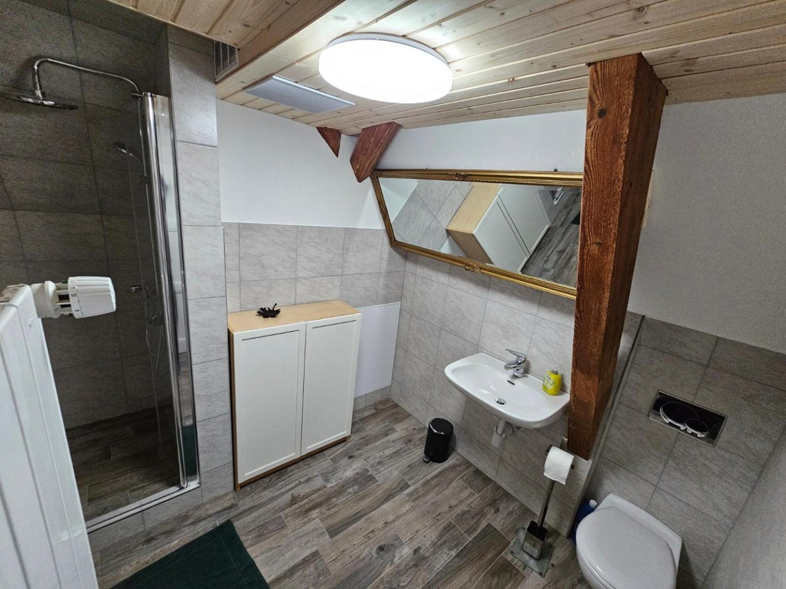 Gästezimmer Ihr Quartier Erdgeschoss Zimmer 2
