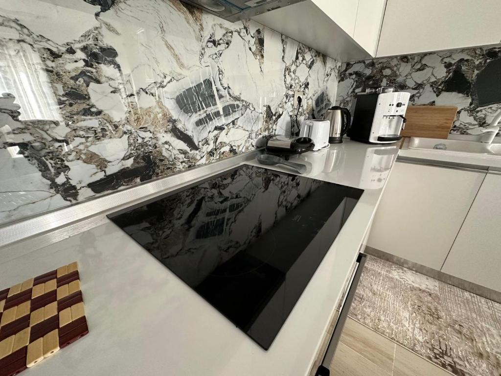 Modern City Suite