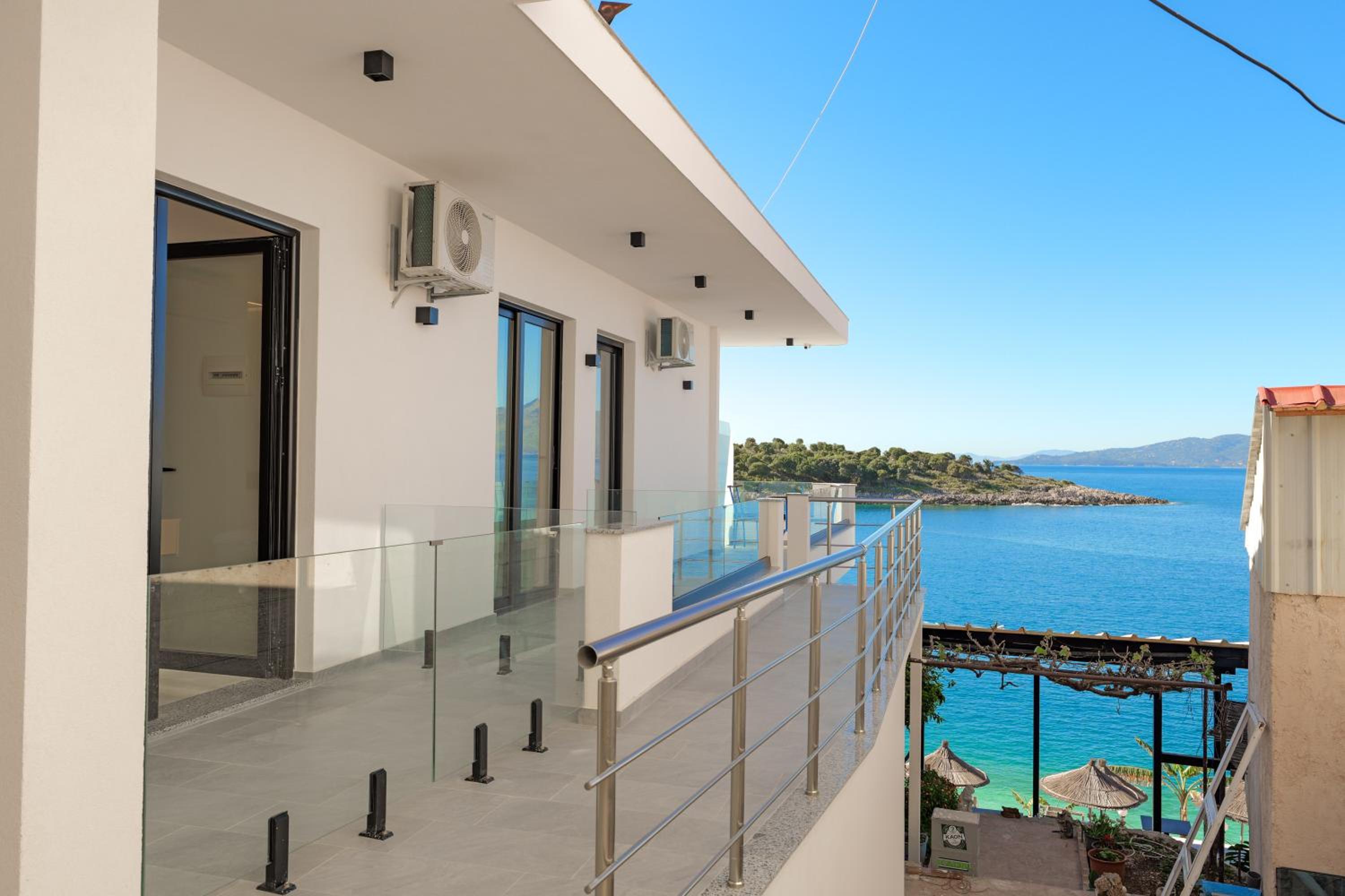 Villa Xhefri