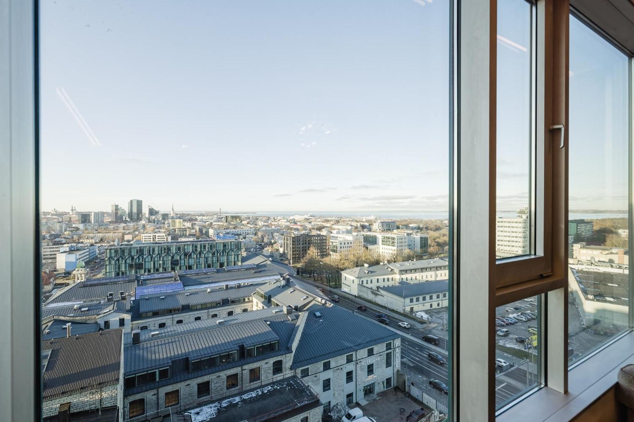 Fahle, Skyline View 1 bedroom Flat near Centre view 2