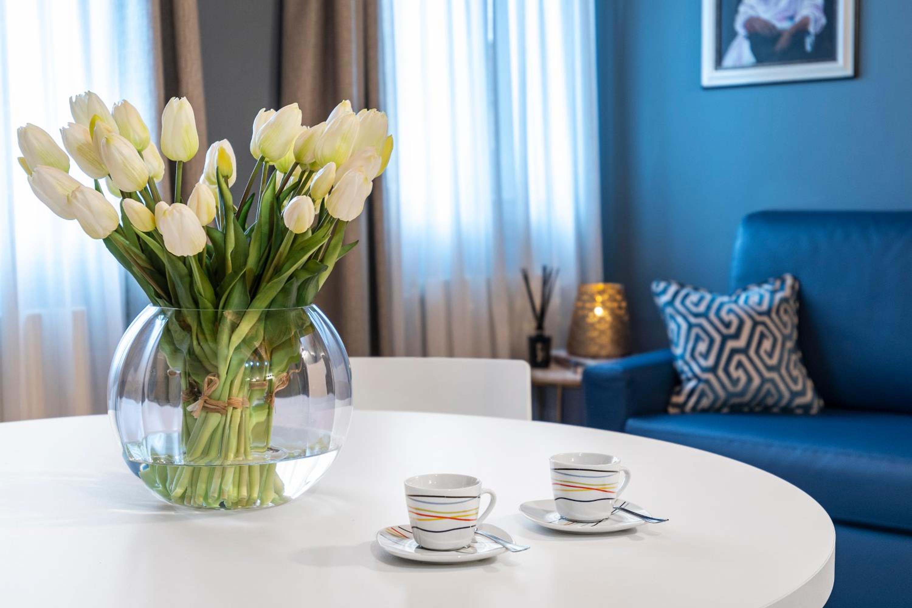 Vivaldi Suites R&R