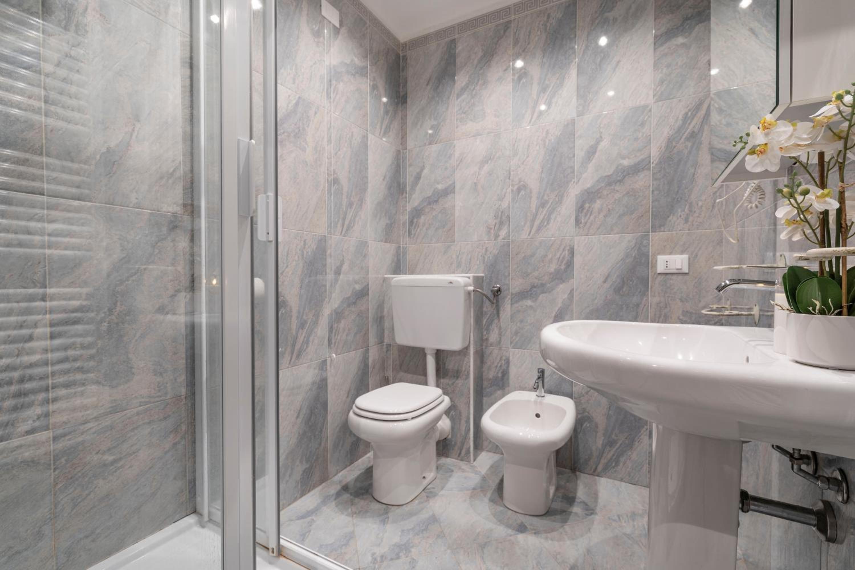 Vivaldi Suites R&R