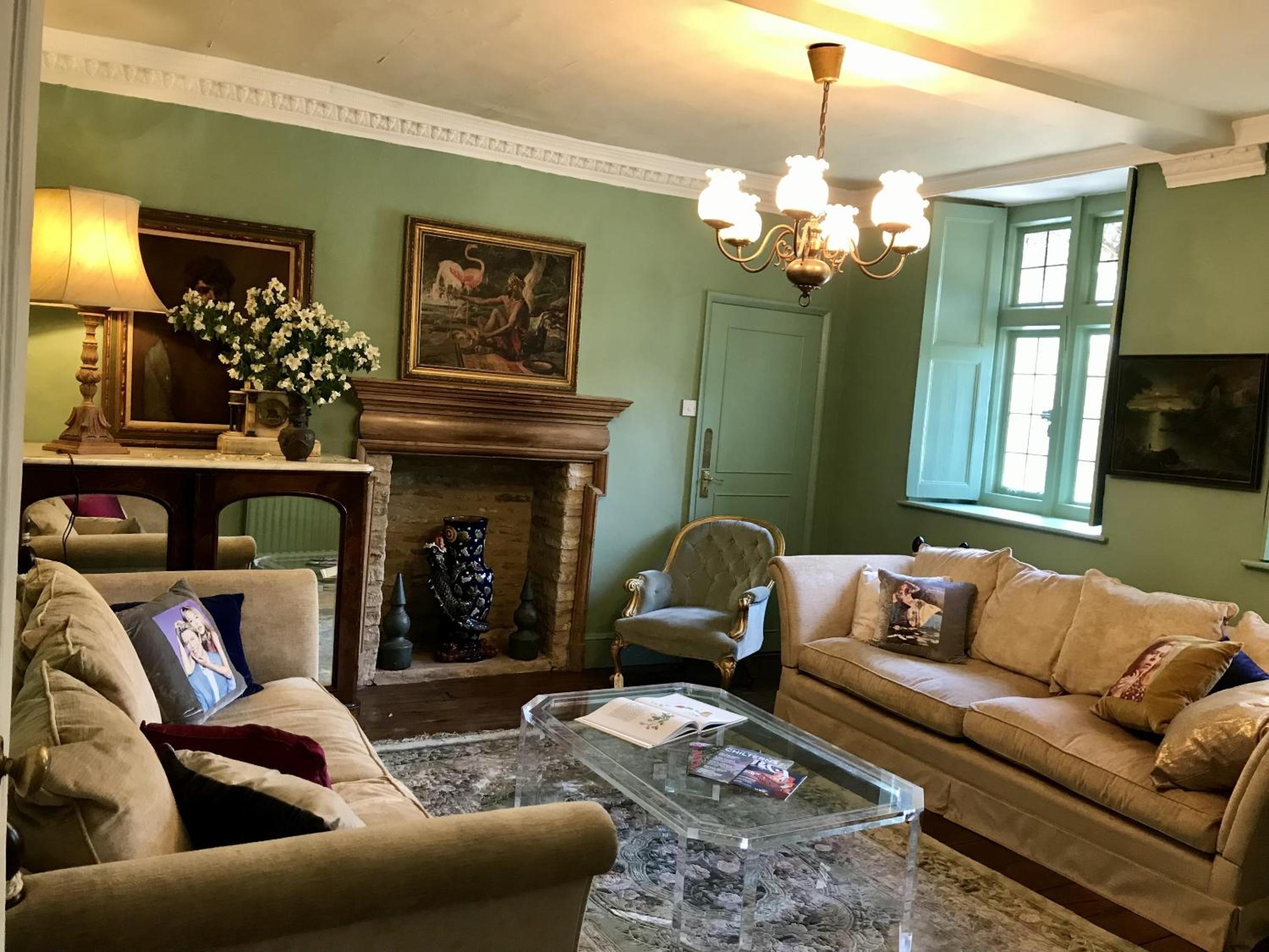 Buscot Manor