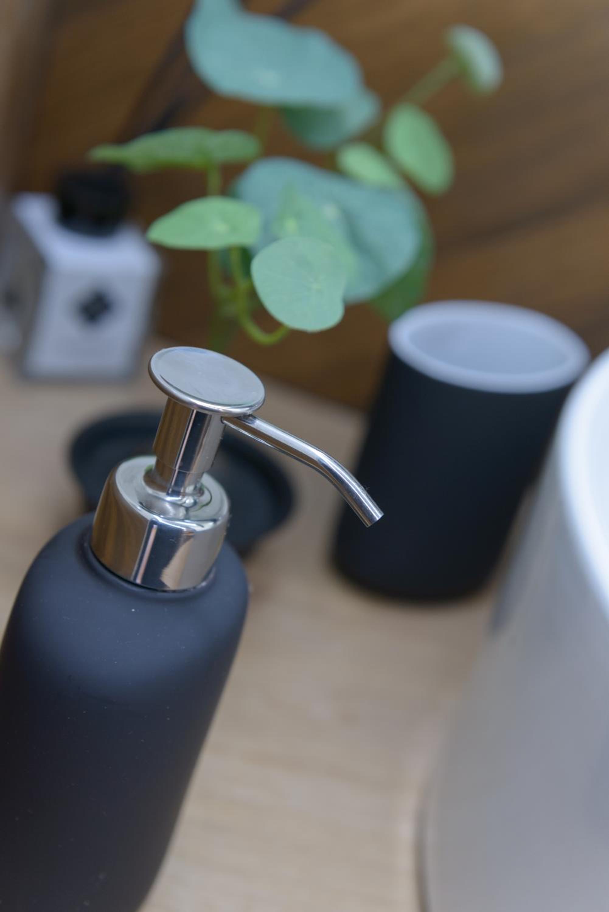 Central Studio with AC-WIFI by HOSPI S2 photo 3