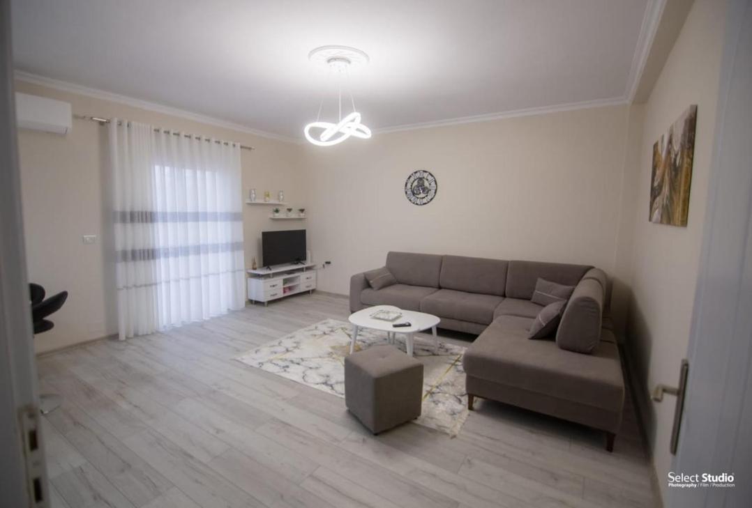 Family and Friends Apartment Korce