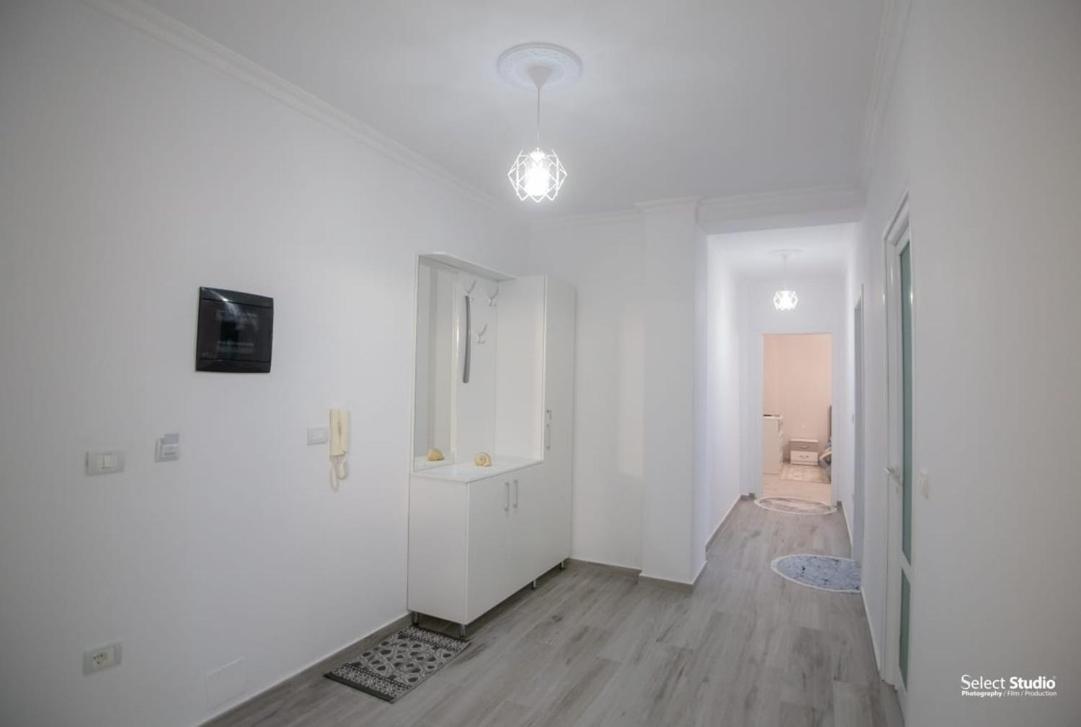 Family and Friends Apartment Korce