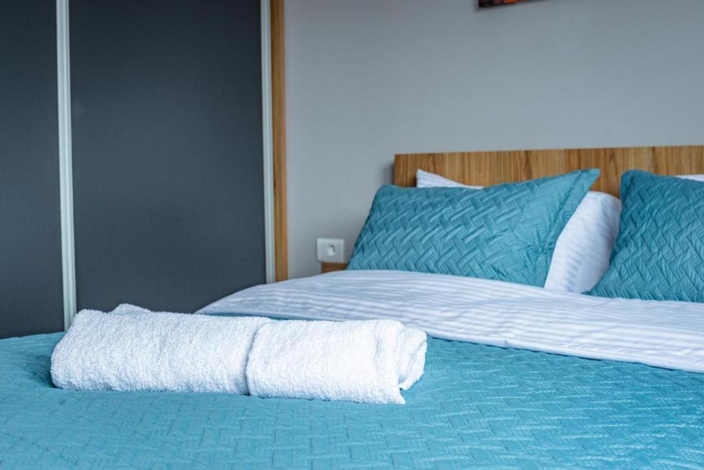 E&S Luxury Suite Apartment Ohrid view 2