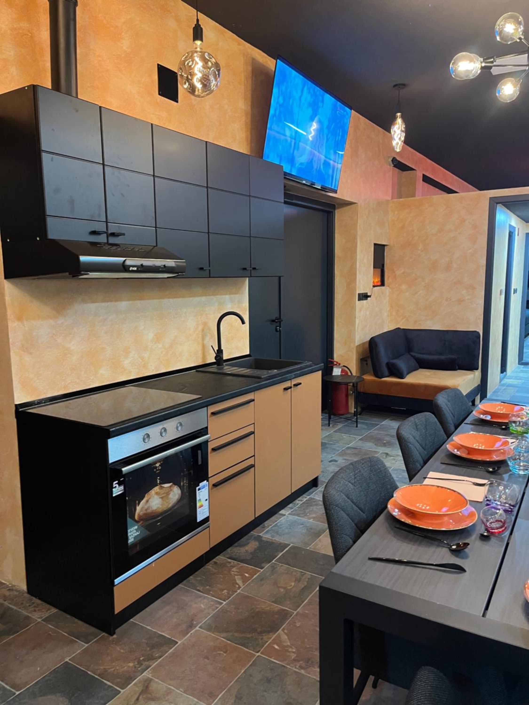 Diamond Hostel