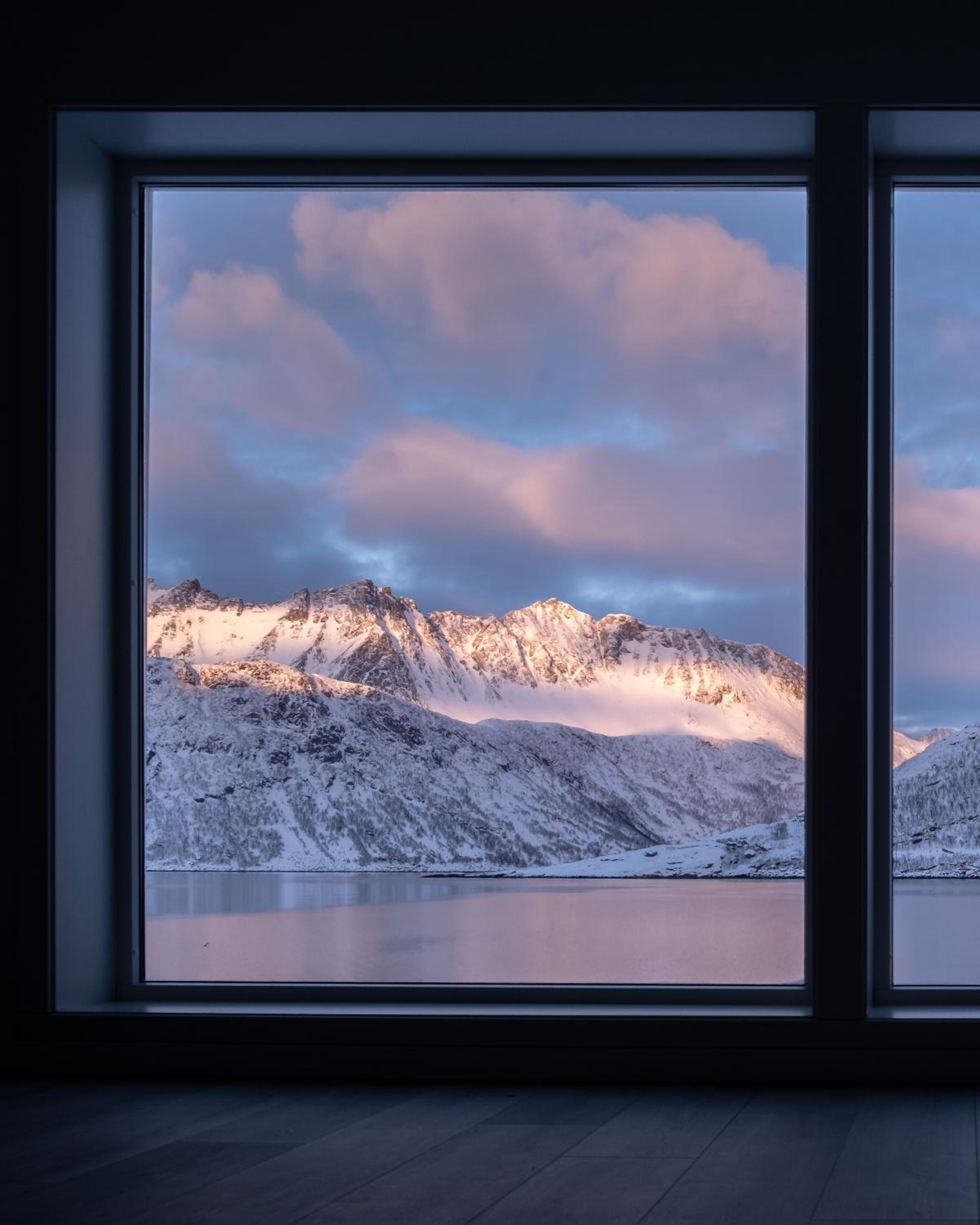 Polar Panorama Lodge view 2