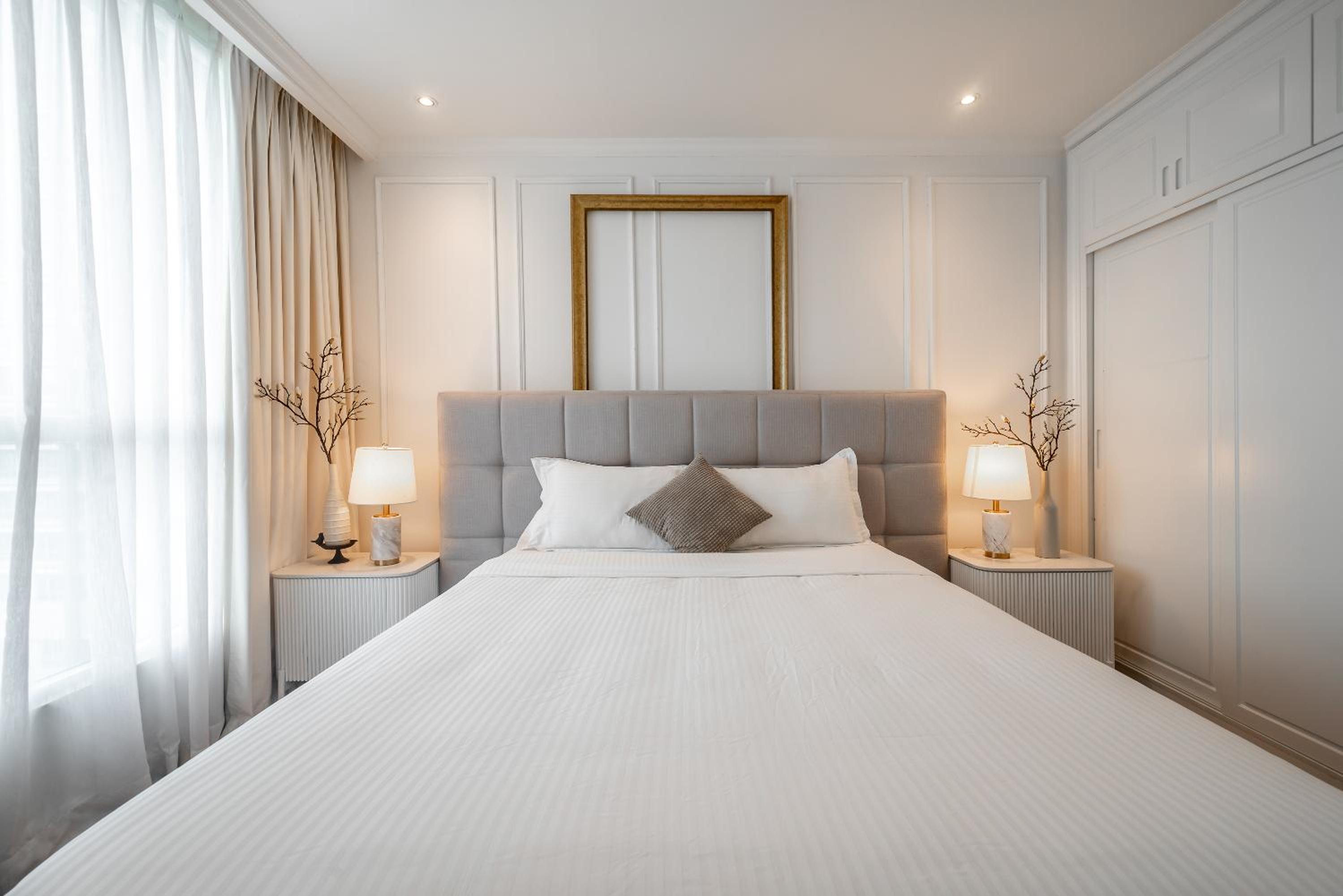 CeLaVie Serviced Apartment - The Vinhomes and Landmark