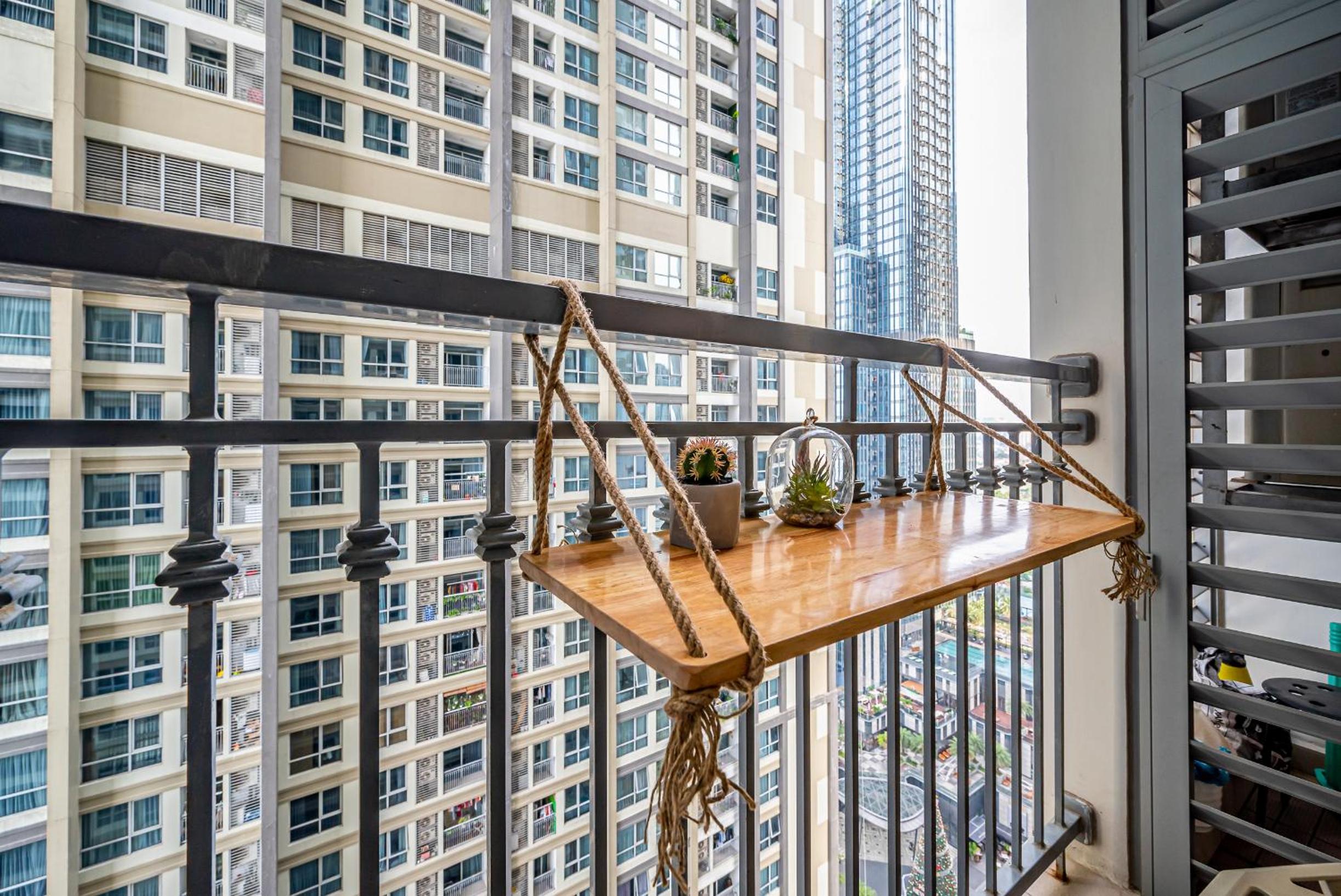CeLaVie Serviced Apartment - The Vinhomes and Landmark