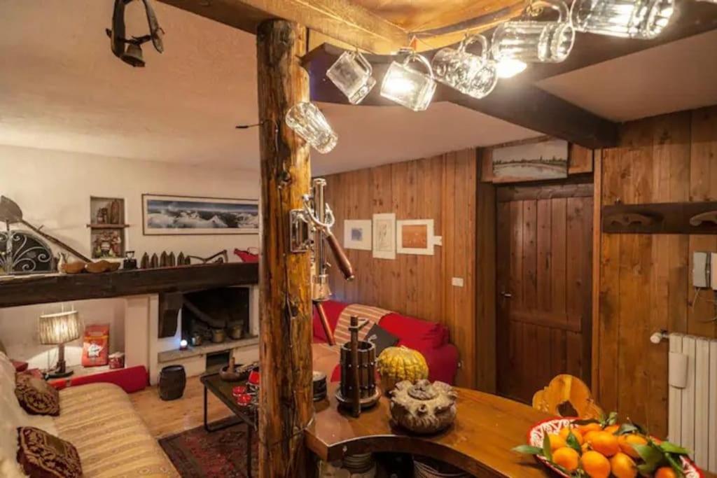 Modest & Cheap Tavern for a Spartan Retreat view 3
