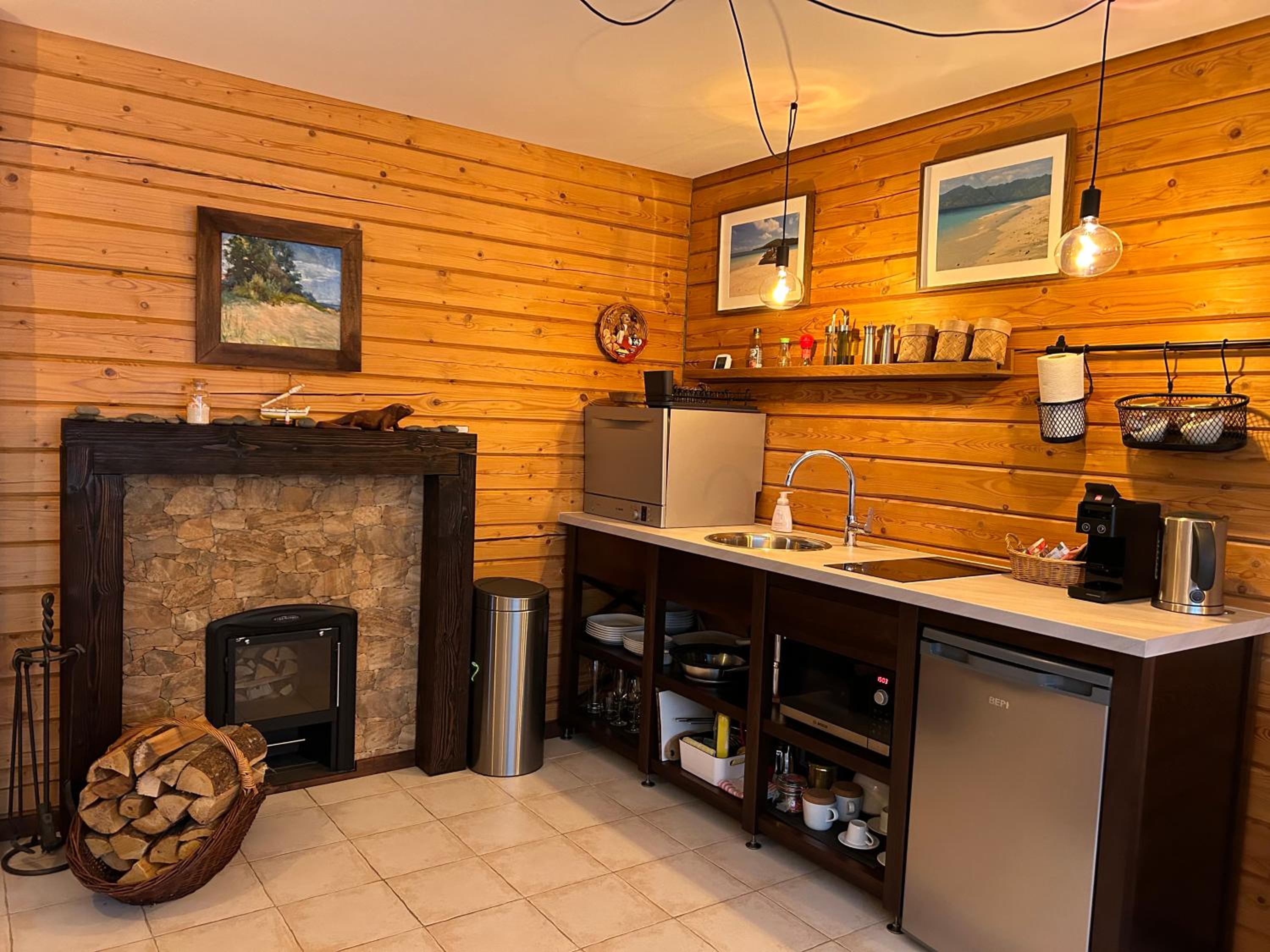 Romantic cozy house Kirzacinas pirts with sauna close to seaside