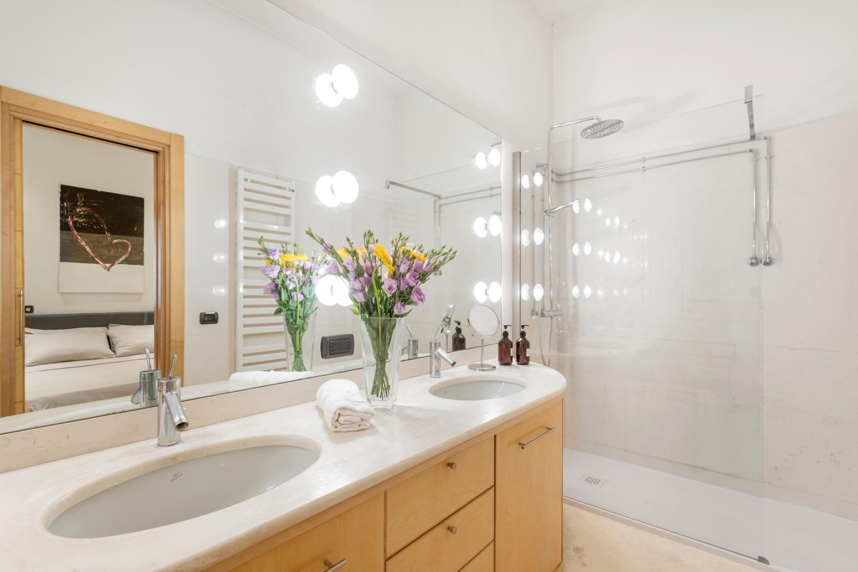 Beige luxury apartment Rome