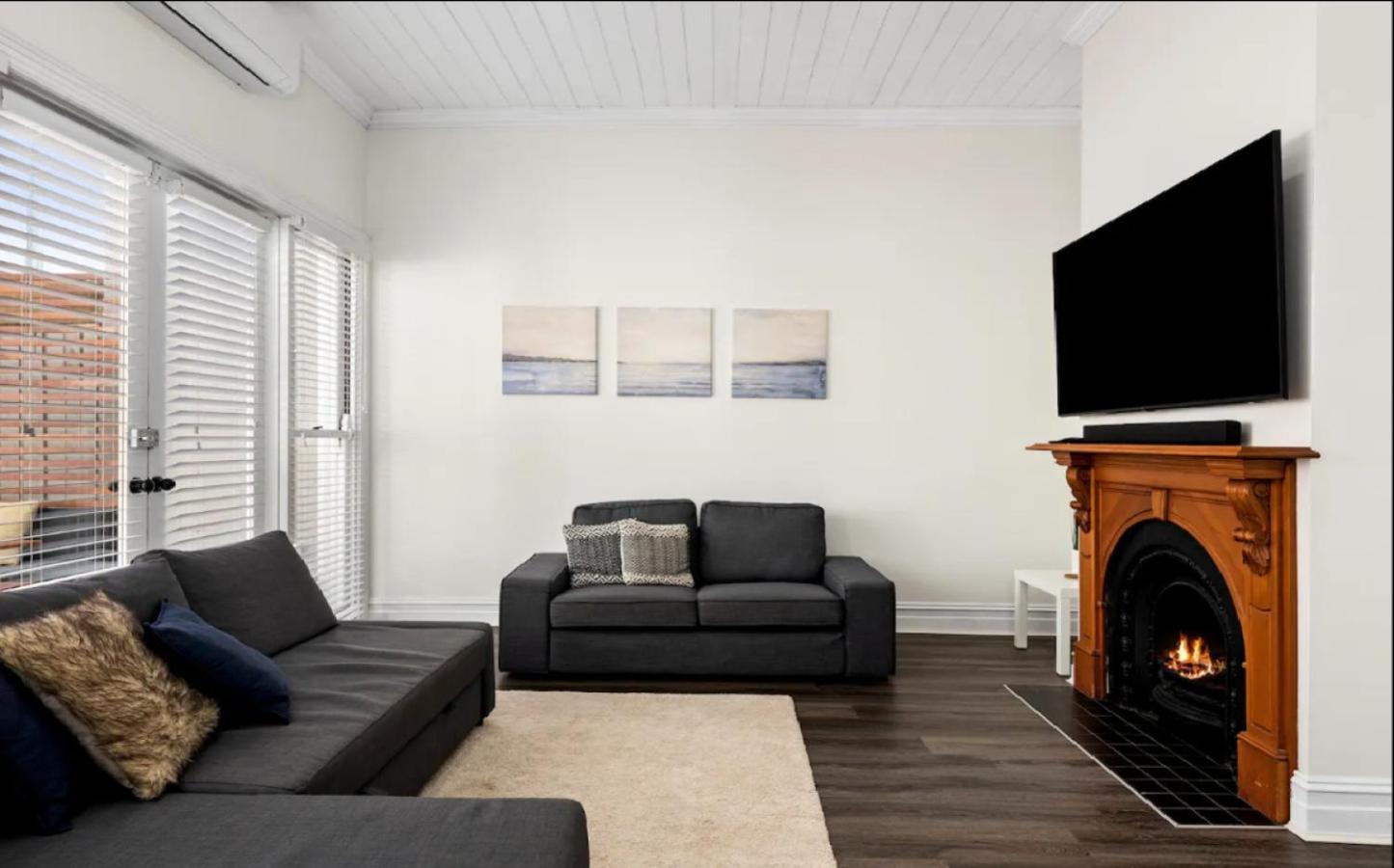 Portia-Close to City Ctre Beach