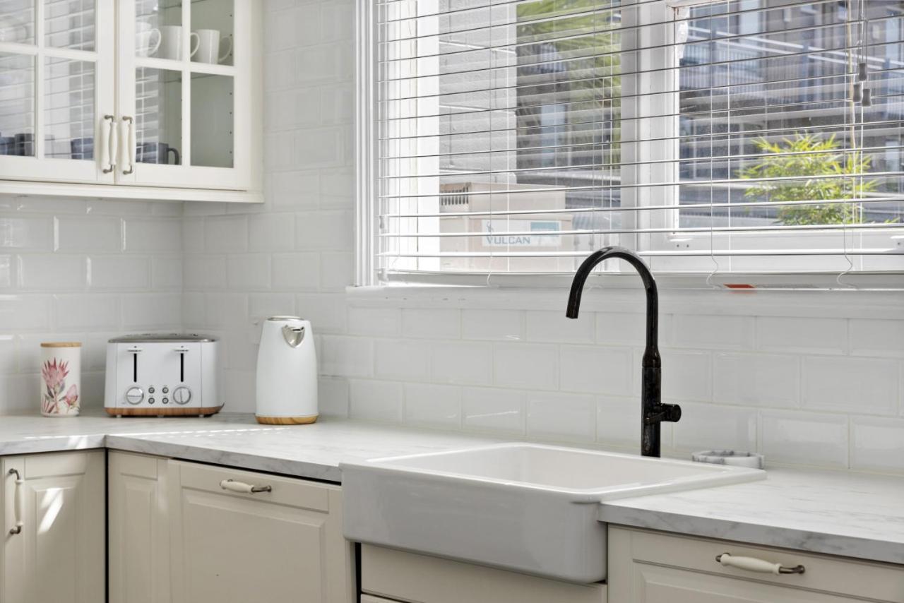 Portia-Close to City Ctre Beach