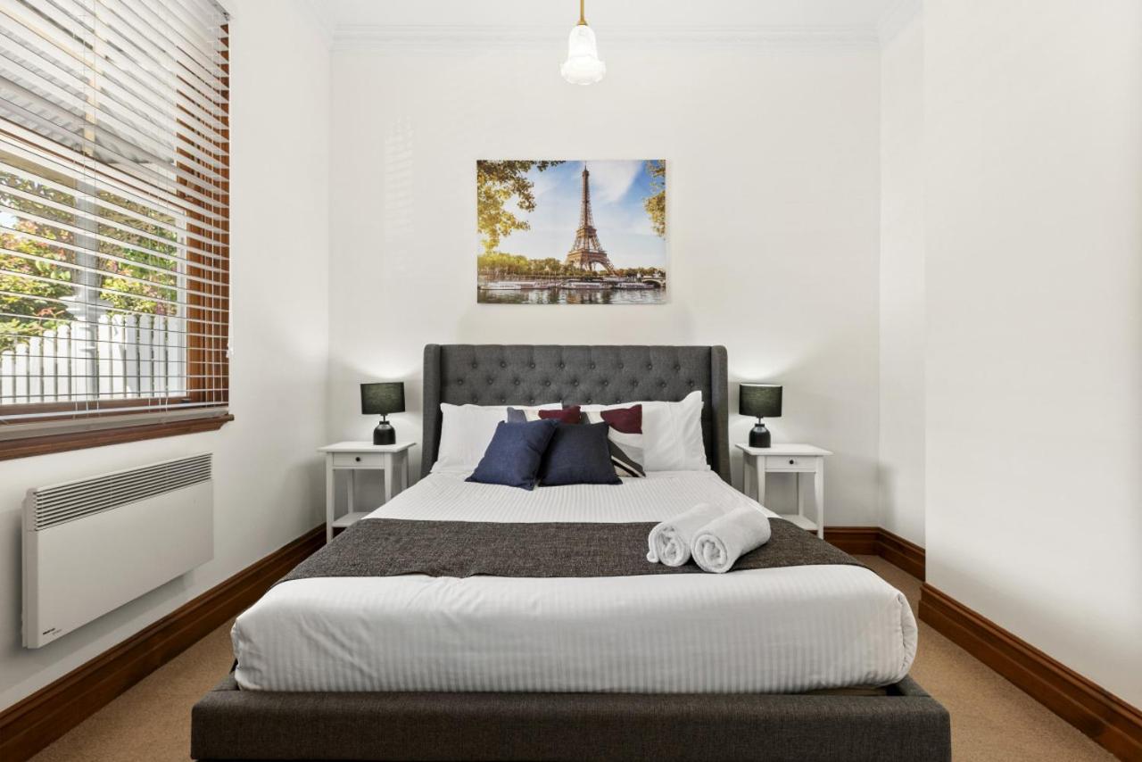 Portia-Close to City Ctre Beach