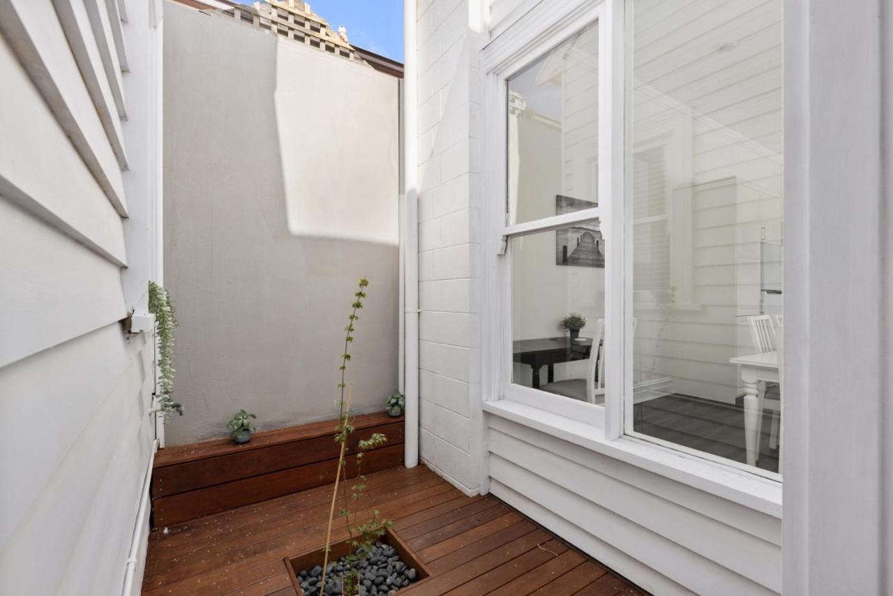 Portia-Close to City Ctre Beach