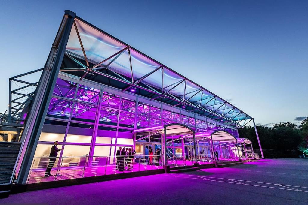 meeting & event spaces