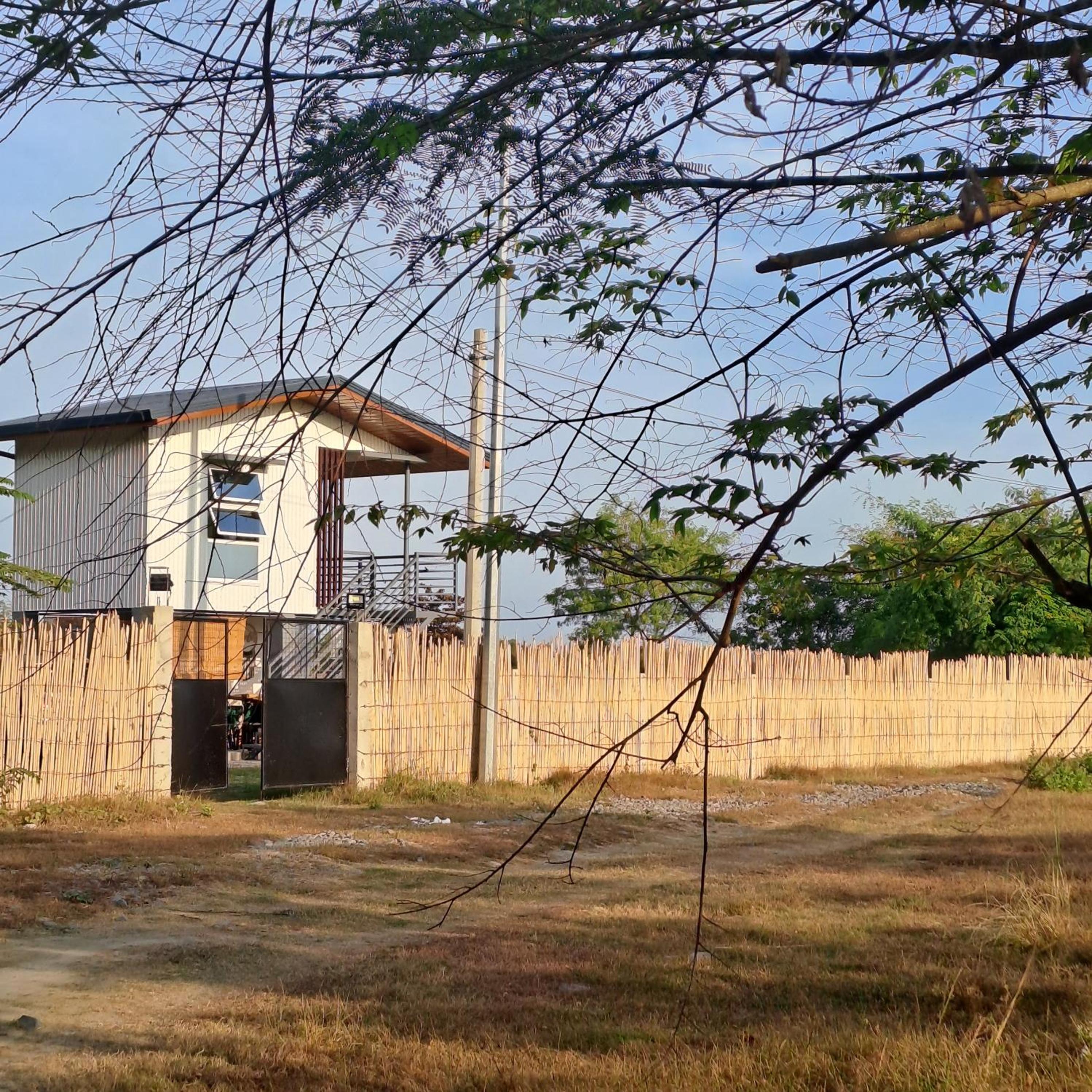 The Beaulah Overlooking Cozy Hideaway in Hundred Islands view 4