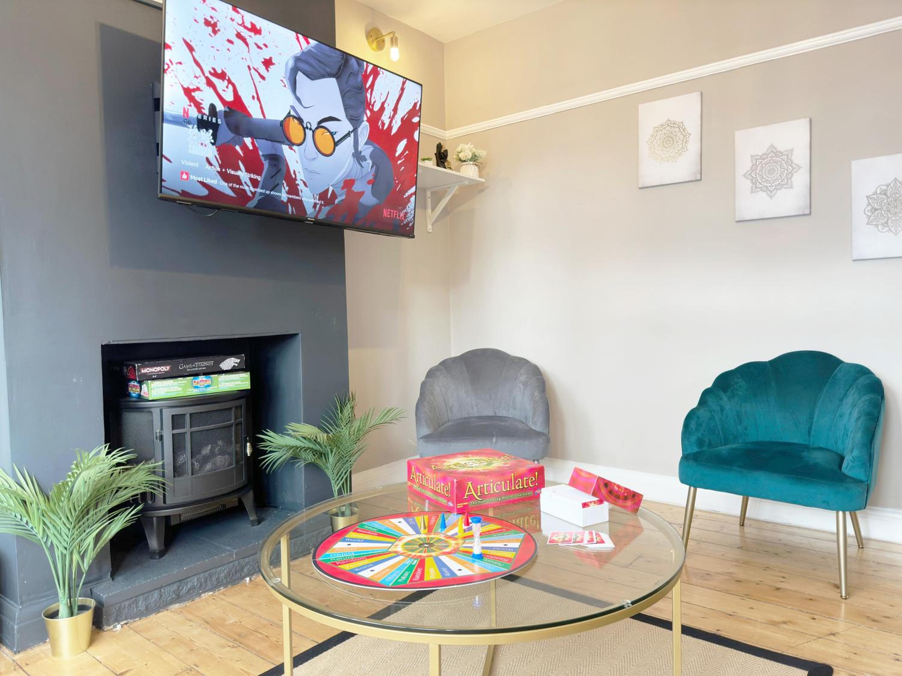 Cosy 3 bedroom house with FREE Parking near Kingston Thames view 5