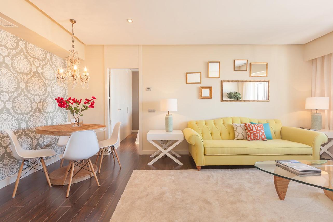 Homeclub Exclusive Flat at Madrid Tower