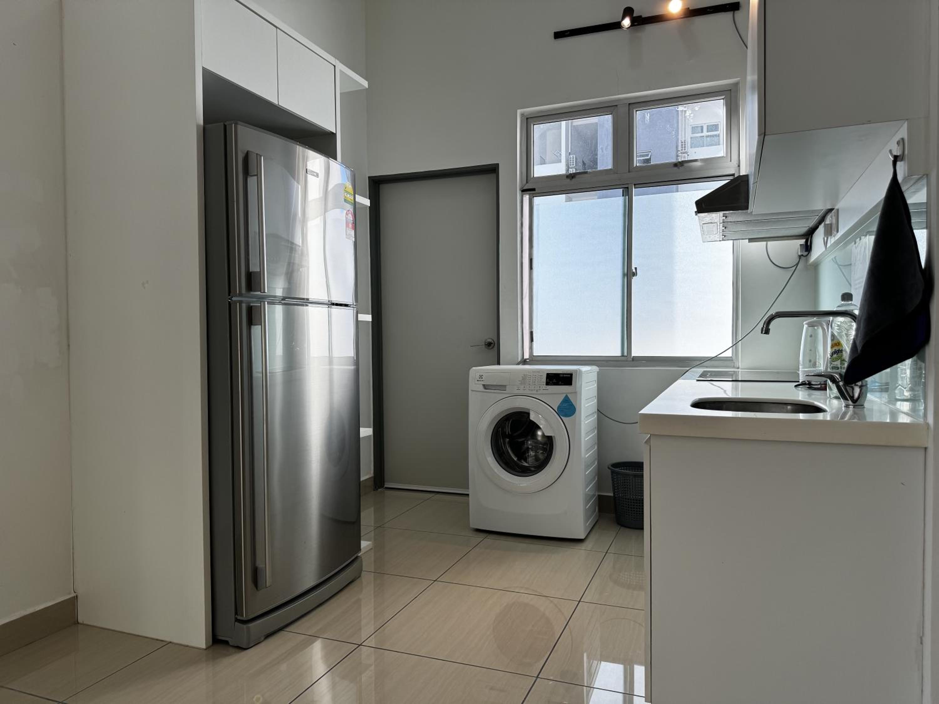 Manhattan Condo at Mount Austin JB 2-4 Pax Stay