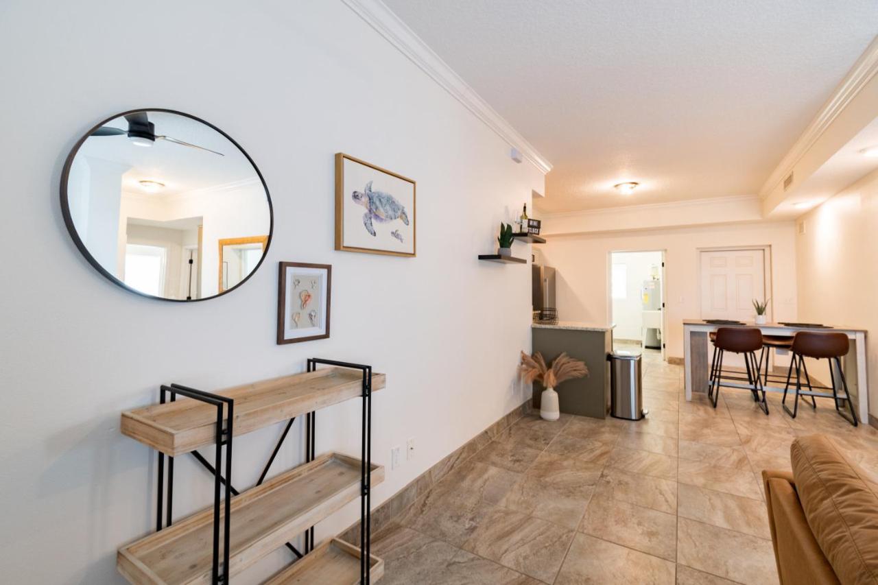 Luxury 2BD 2BTH Condo 5