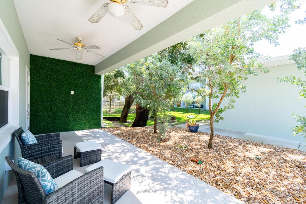 Luxury 2BD 2BTH Condo 5