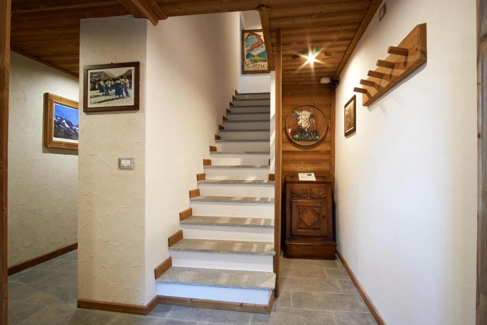 Chalet du Paradis view 4