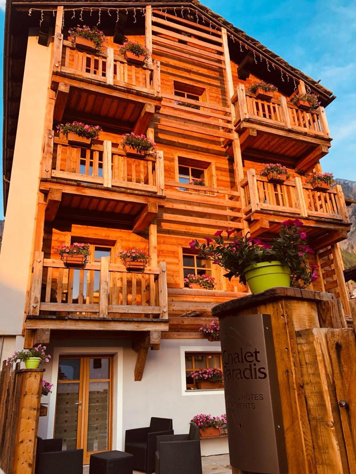 Chalet du Paradis view 5