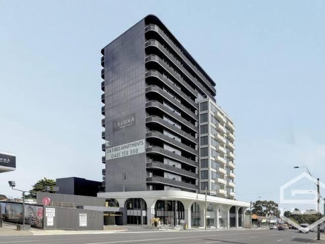 Hotel Ivanhoe Apartment 2Bed 2Bath with Balcony City View - Image 1