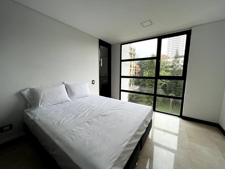 501 Luxury Apartment In Heart Of El Poblado