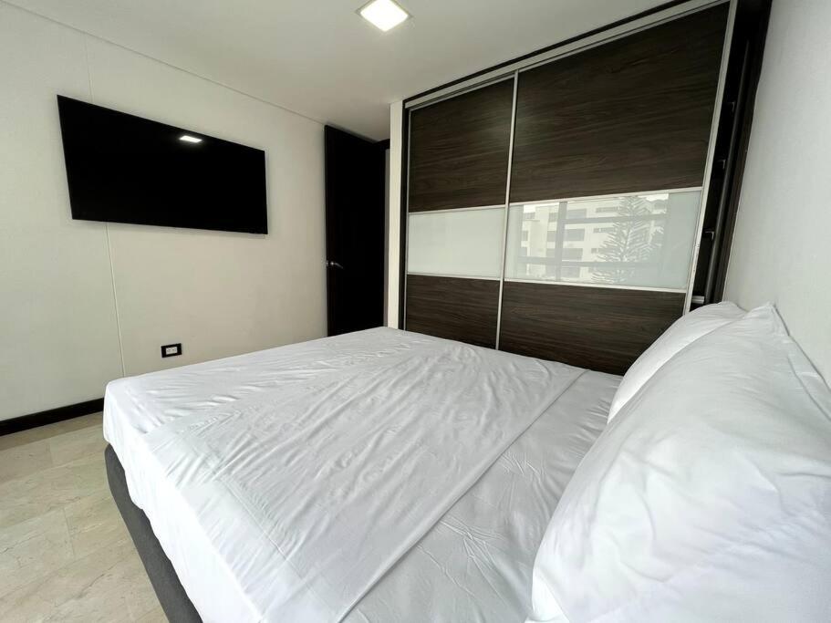 501 Luxury Apartment In Heart Of El Poblado