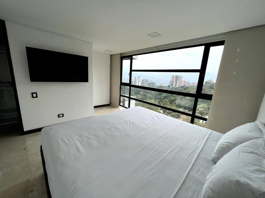 501 Luxury Apartment In Heart Of El Poblado