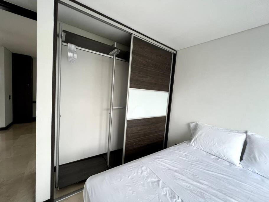 501 Luxury Apartment In Heart Of El Poblado
