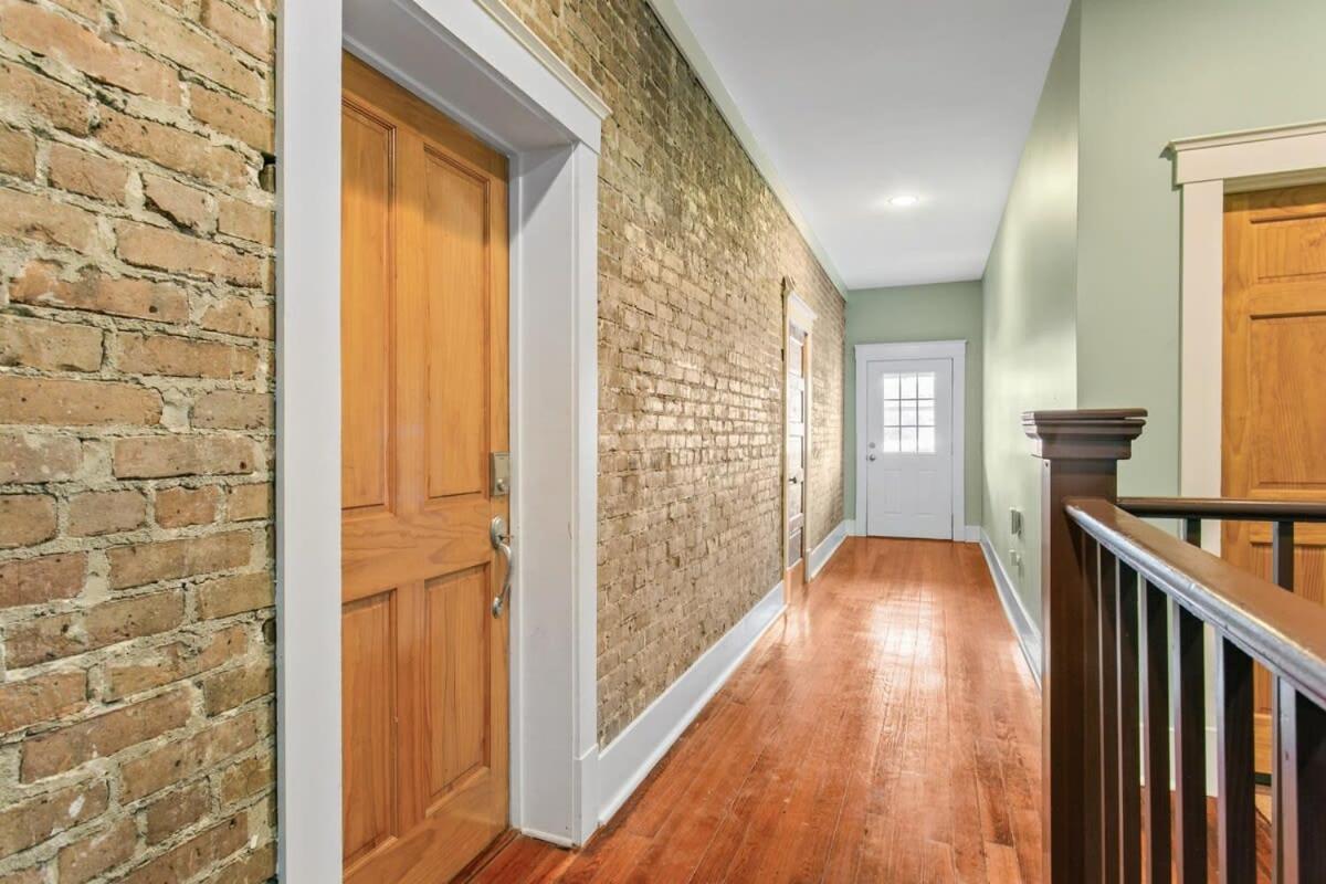 Stunning 2BD luxury apt perfect NOLA location