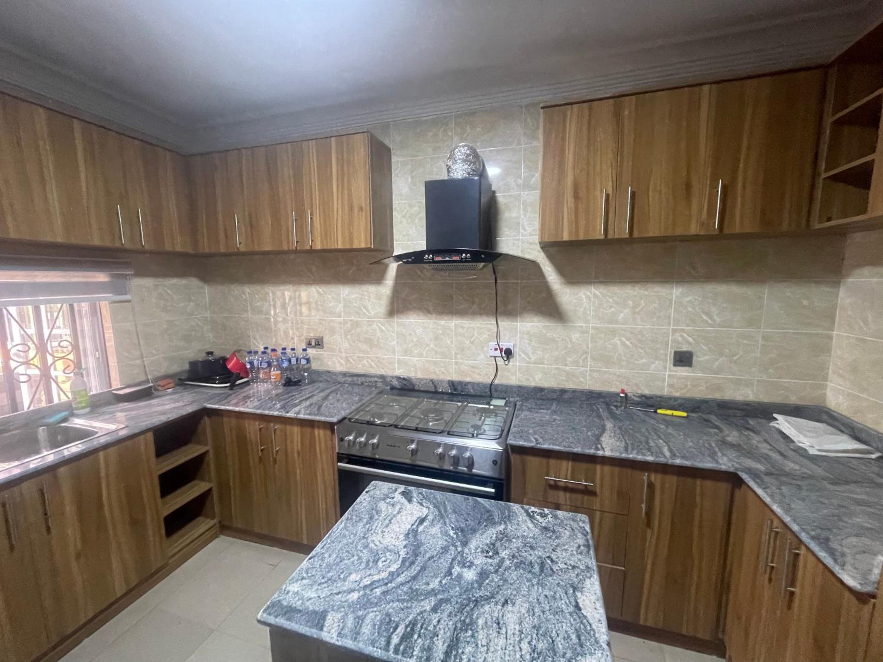 THREE BEDROOM DUPLEX