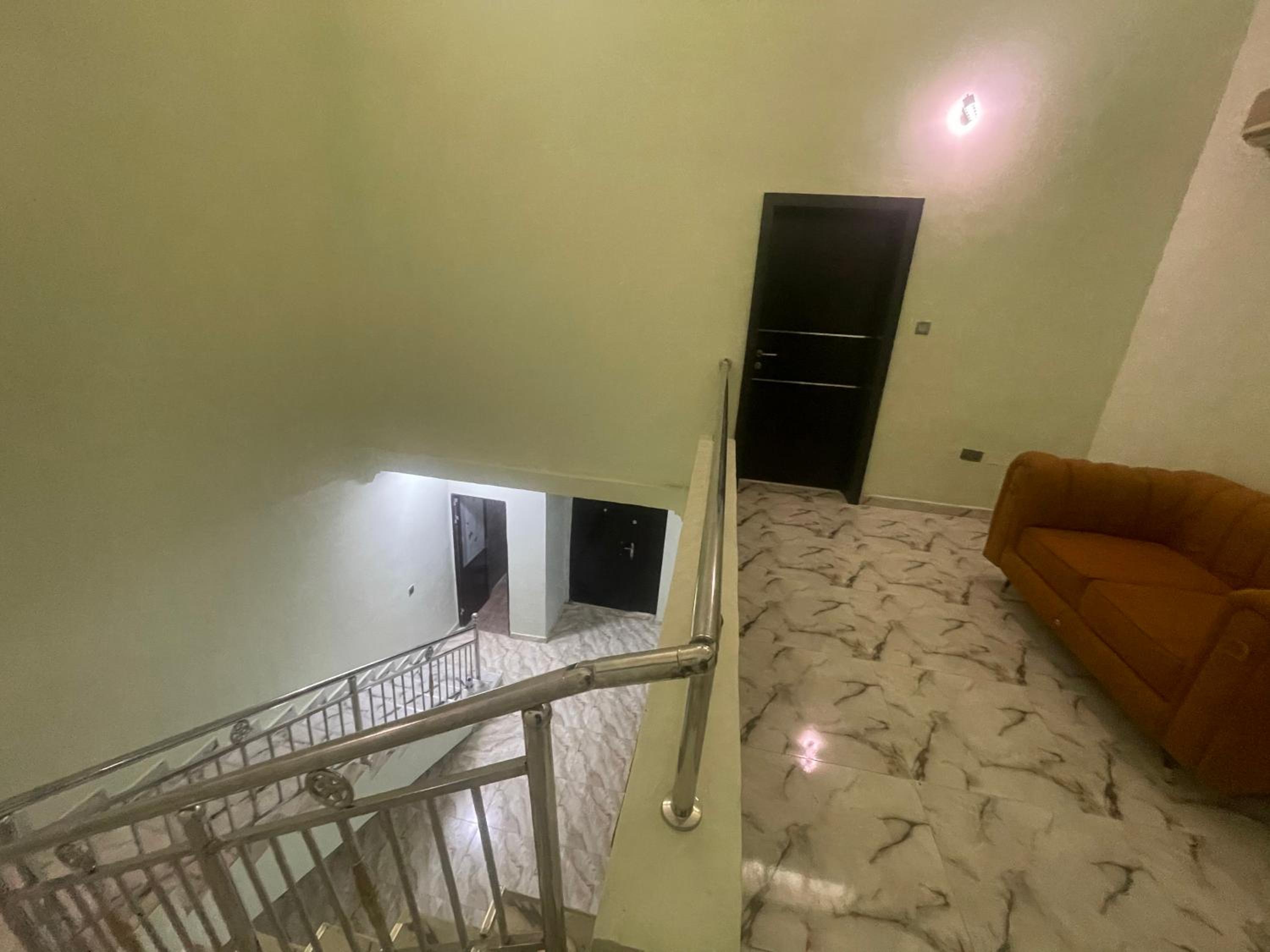 THREE BEDROOM DUPLEX